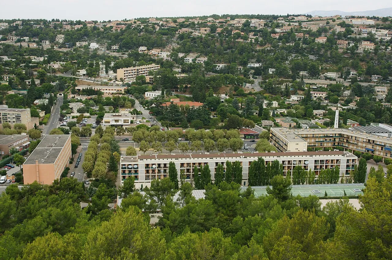 Carnoux-en-Provence (13470) — zone desservie pour la location du Cimex Eradicator anti-punaises de lit